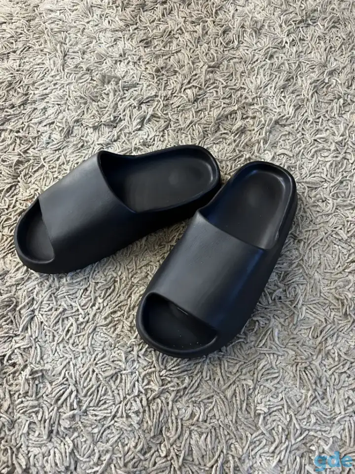 Сланцы Adidas Yeezy Slide, фотография 4