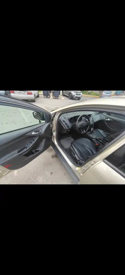 Ford Focus 3 рестайлинг, фотография 15