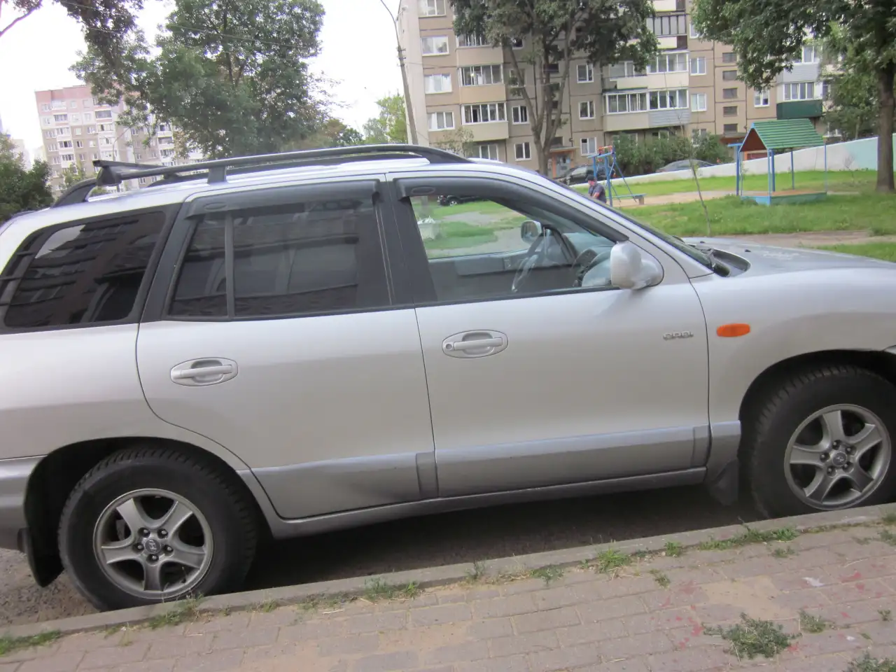 Автомобиль Hyundai Santa Fe , 2004 г.в. 2 . 0 , механика, фотография 10