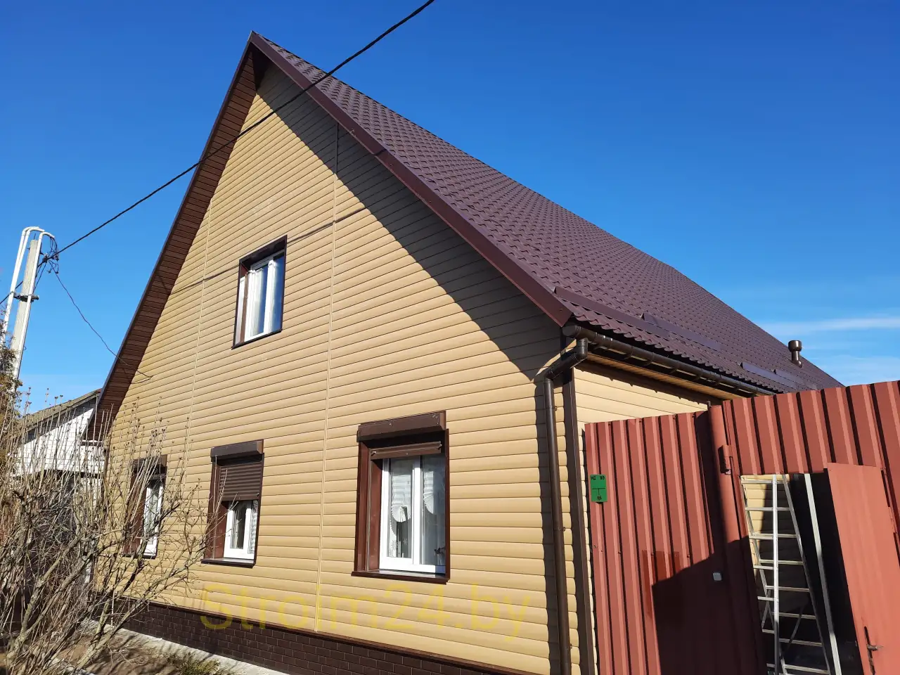 Кровля крыши металлочерепицей, фотография 2