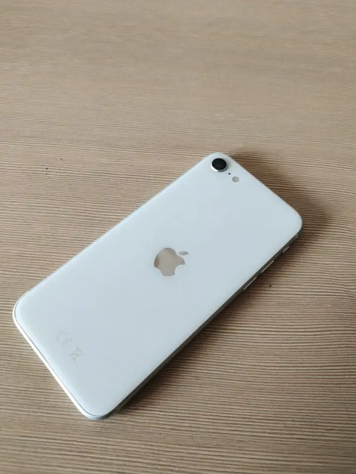 Найден iPhone SE 2020, фотография 5