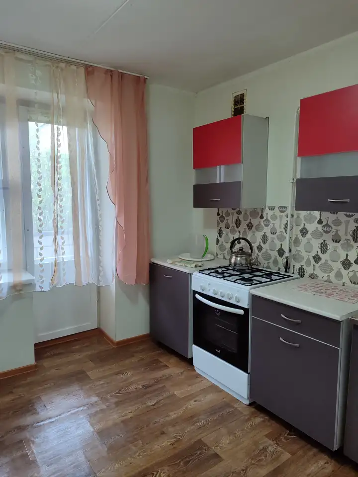Сдаётся квартира посуточно, Чапаева 20, фотография 3