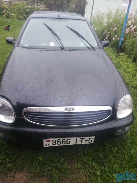 Легковое авто Ford, фотография 3