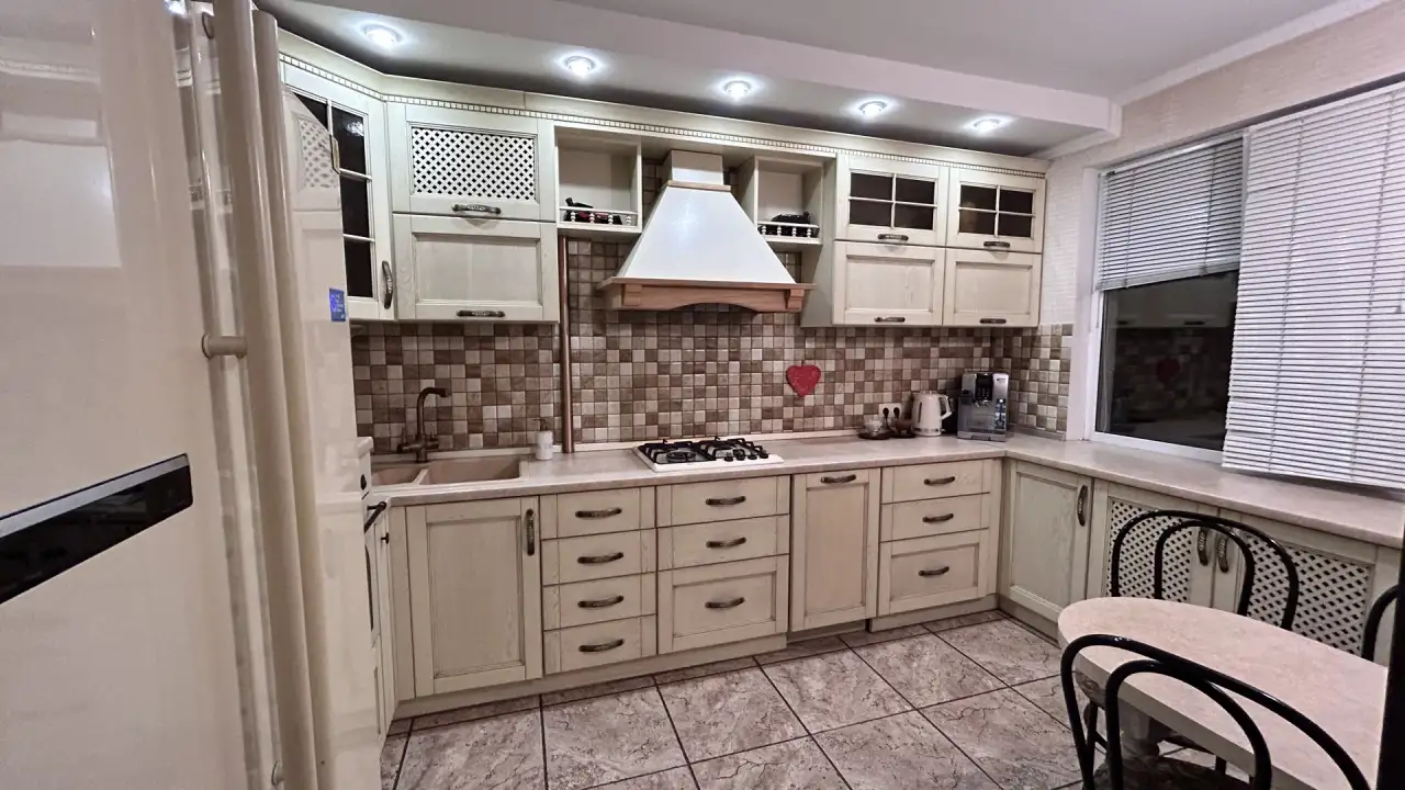 Продается 4х км. квартира в центре Речицы, фотография 1