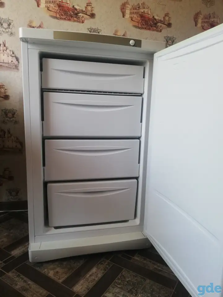 Морозильная камера Indesit, фотография 2