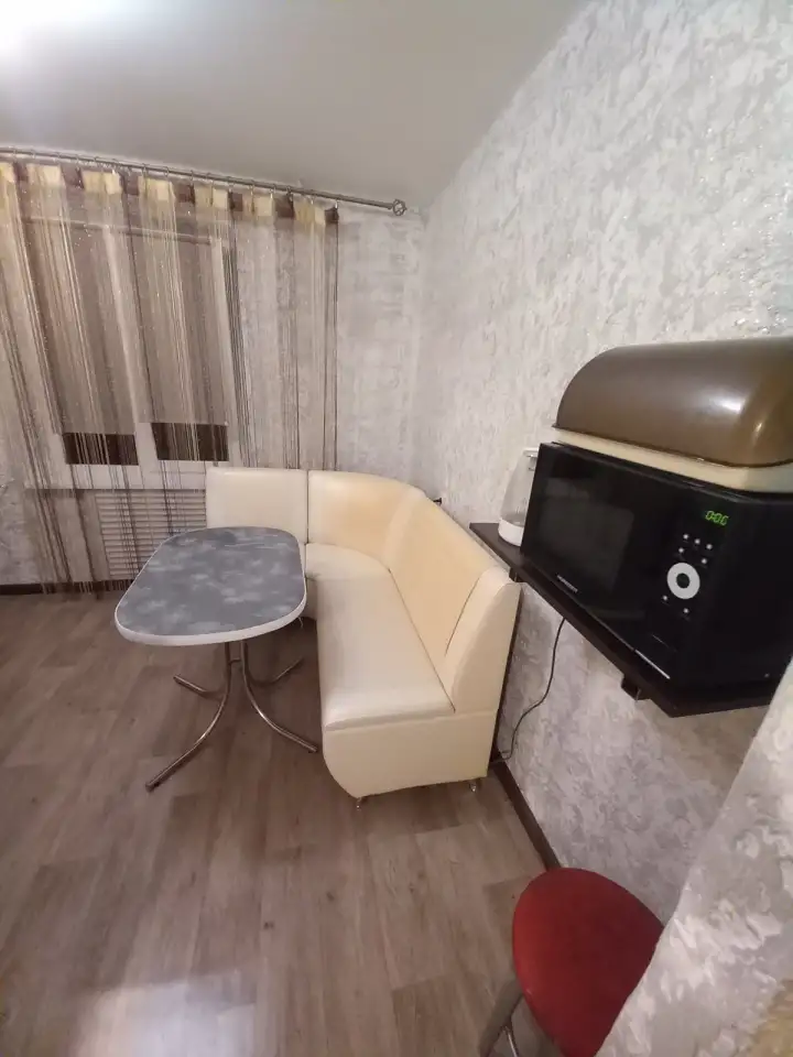 Квартира на сутки посуточно, Строителей 31, фотография 7