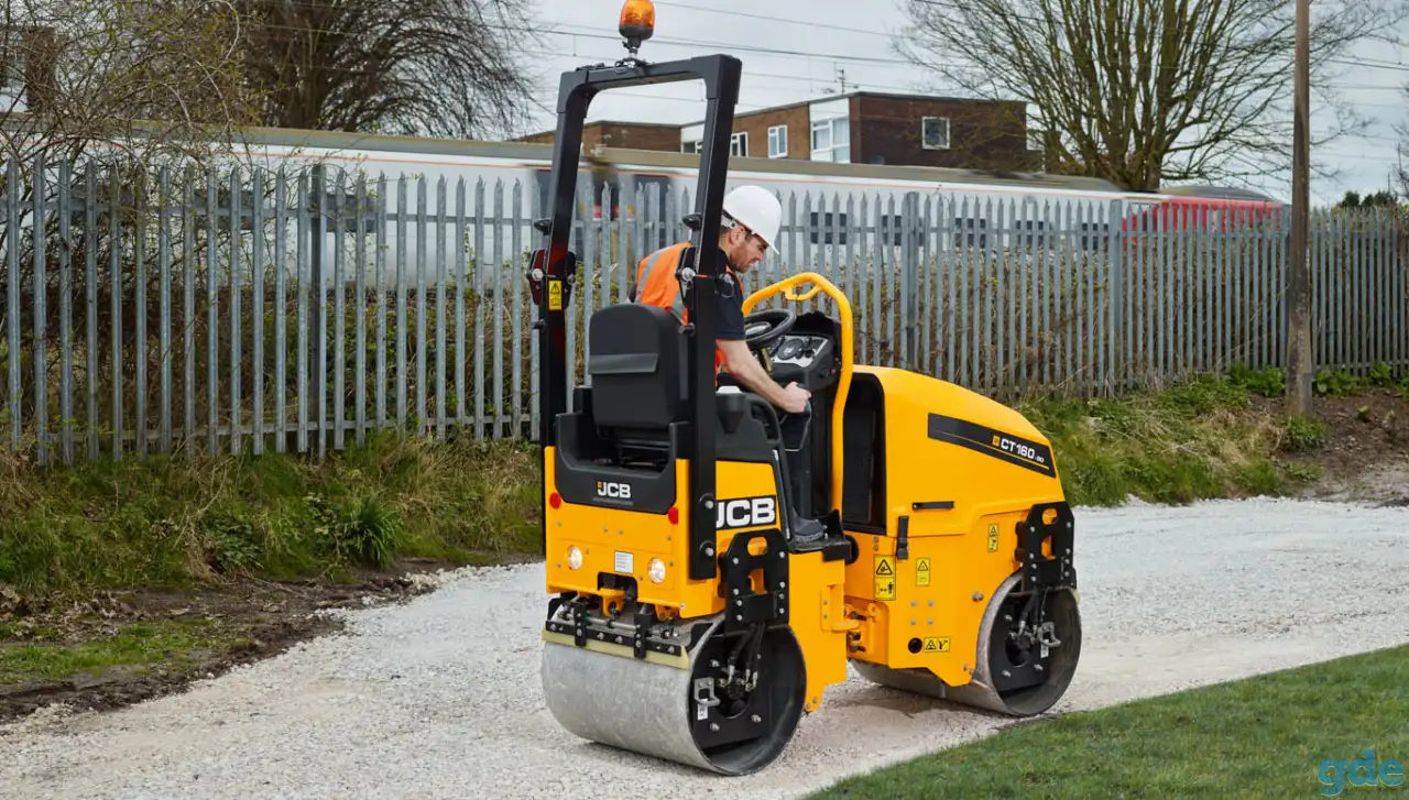 Тандемный вибрационный каток JCB ST 160-80, фотография 1
