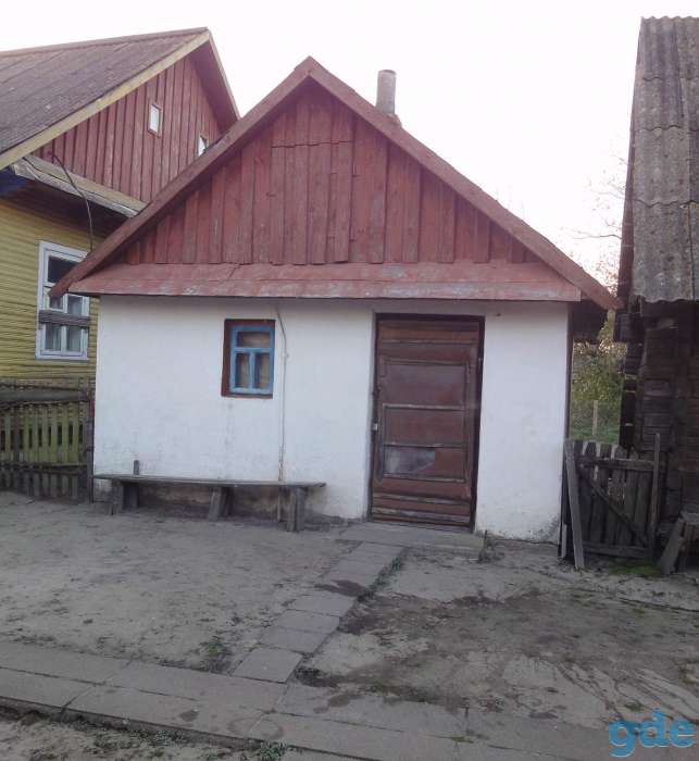 Продаётся добротный деревянный жилой дом с хозпостройками и участком, фотография 7