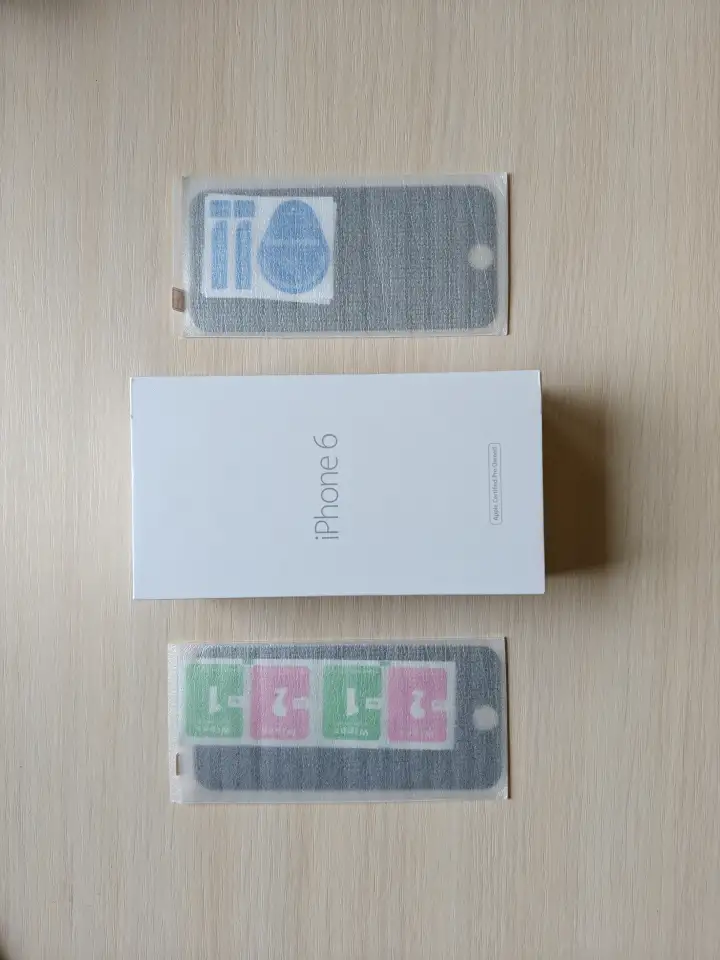 Защитные стёкла для iPhone 6  оригинальная коробка, фотография 1