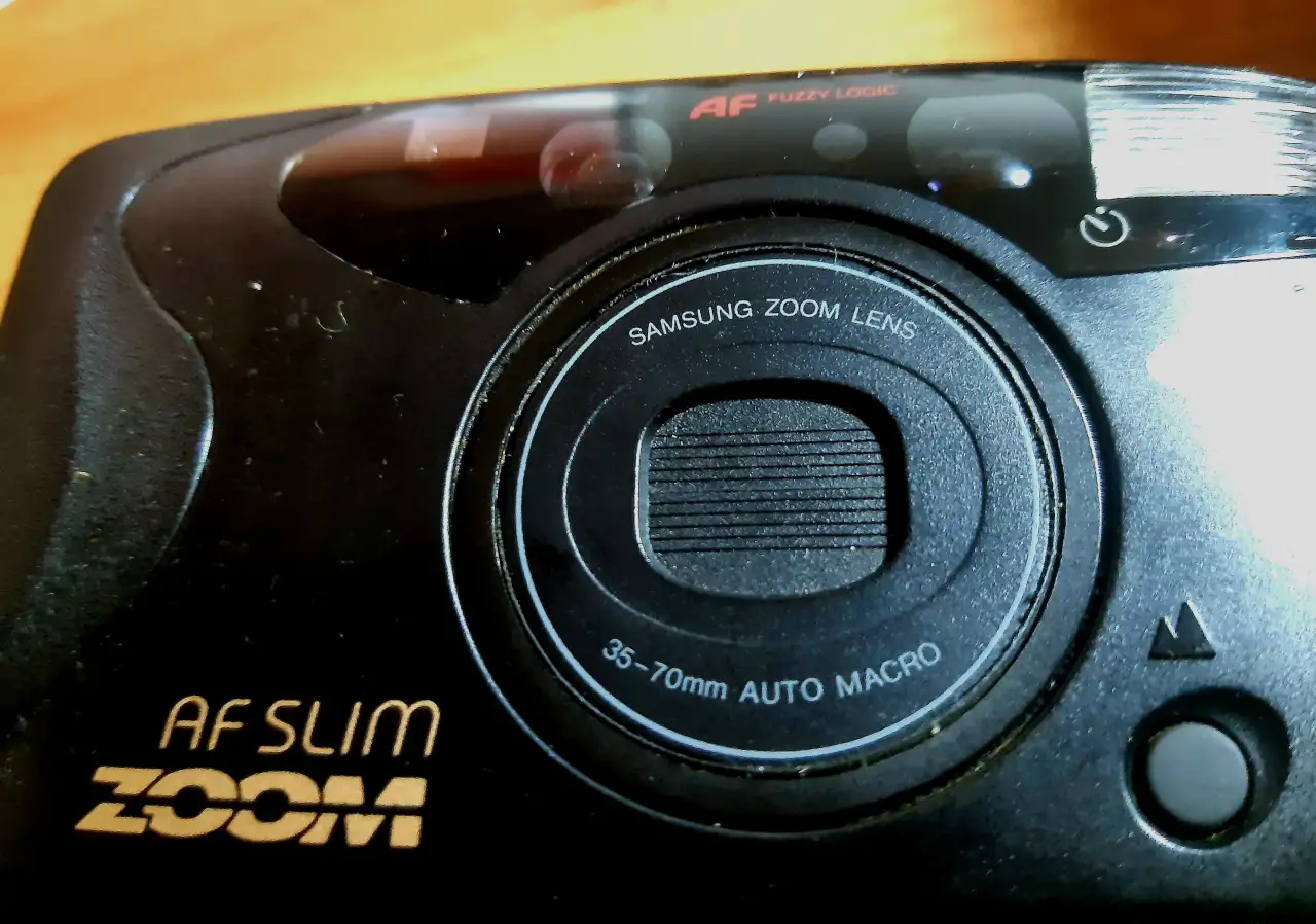 Плёночный кoмпактный фотoaппapат Sаmsung АF Slim Zоom, фотография 7