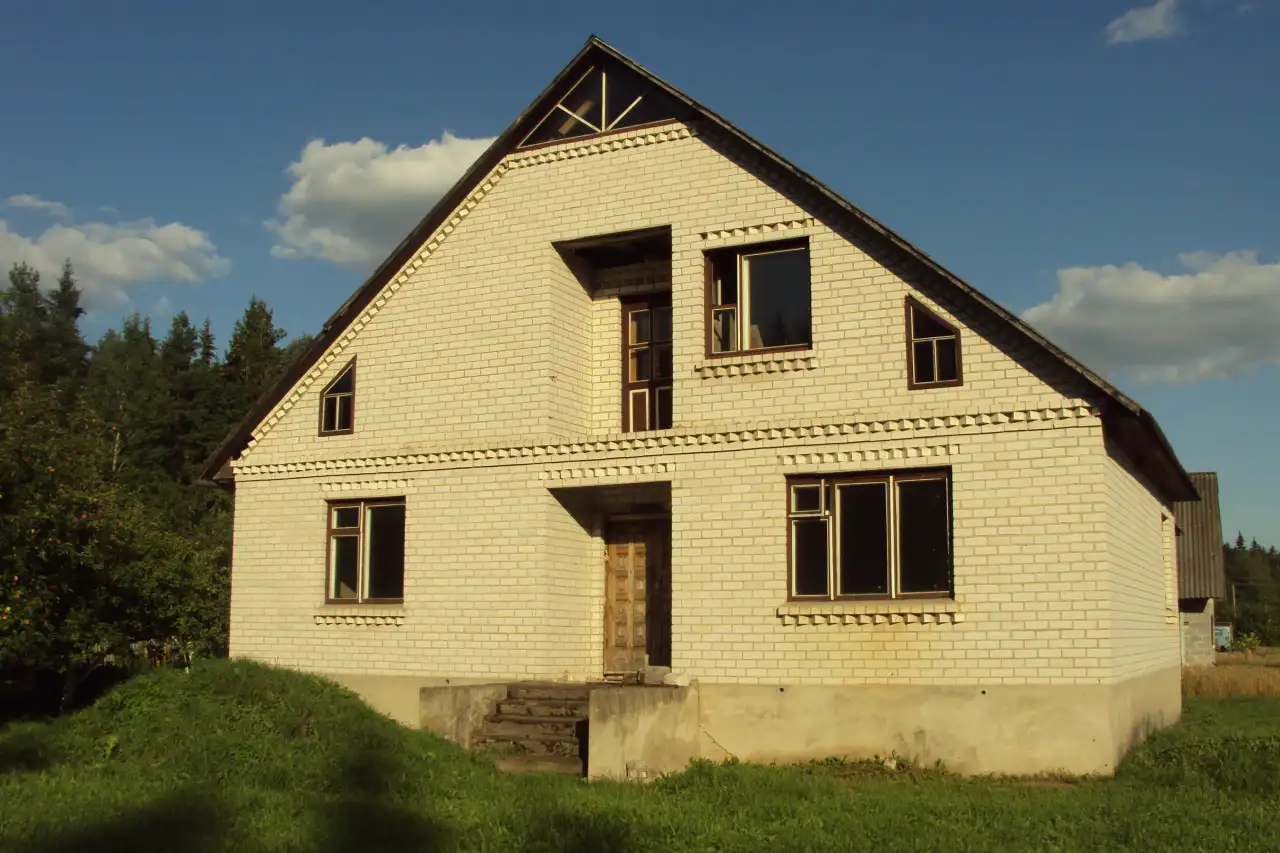 Продам дом незавершённое строительство. Х. Новополье 1 км от Вороново асфальтированная дорога., фотография 1