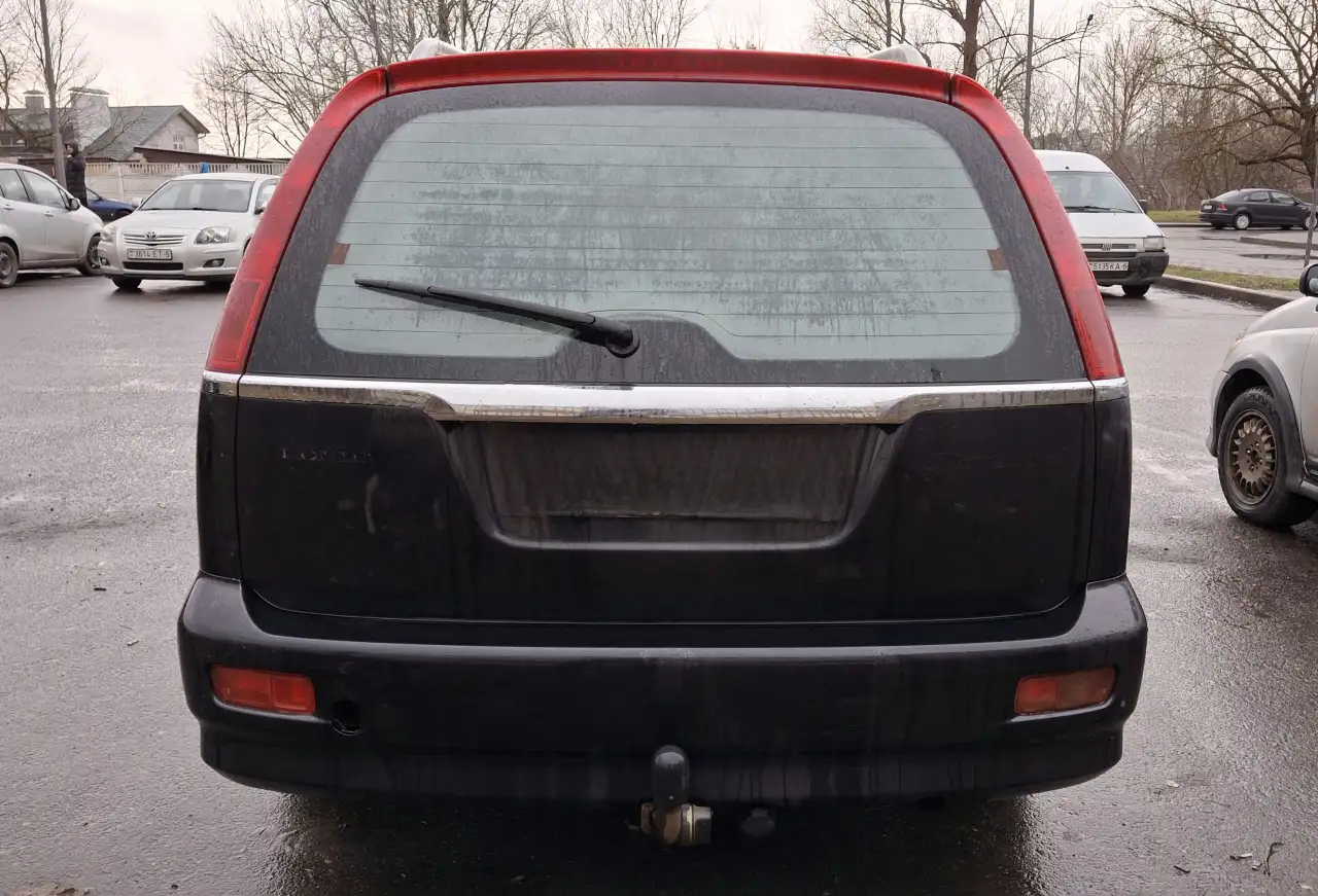 Honda Stream I, 7 мест, 2001 г. 1.7 бензин, механика, передний привод, фотография 4