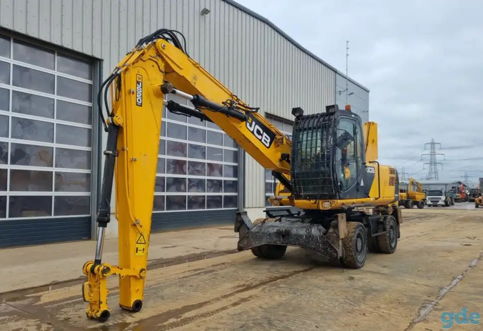 Колёсный экскаватор-перегружатель JCB JS20MH, фотография 1