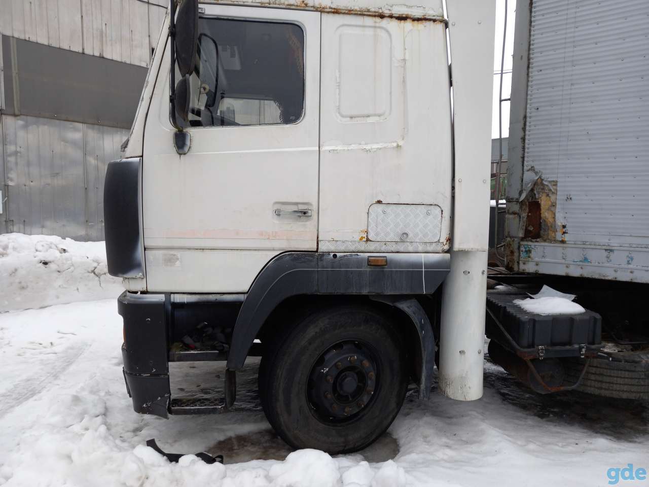Грузовой седельный тягач MAZ 5440A8 2010 г.в., фотография 4