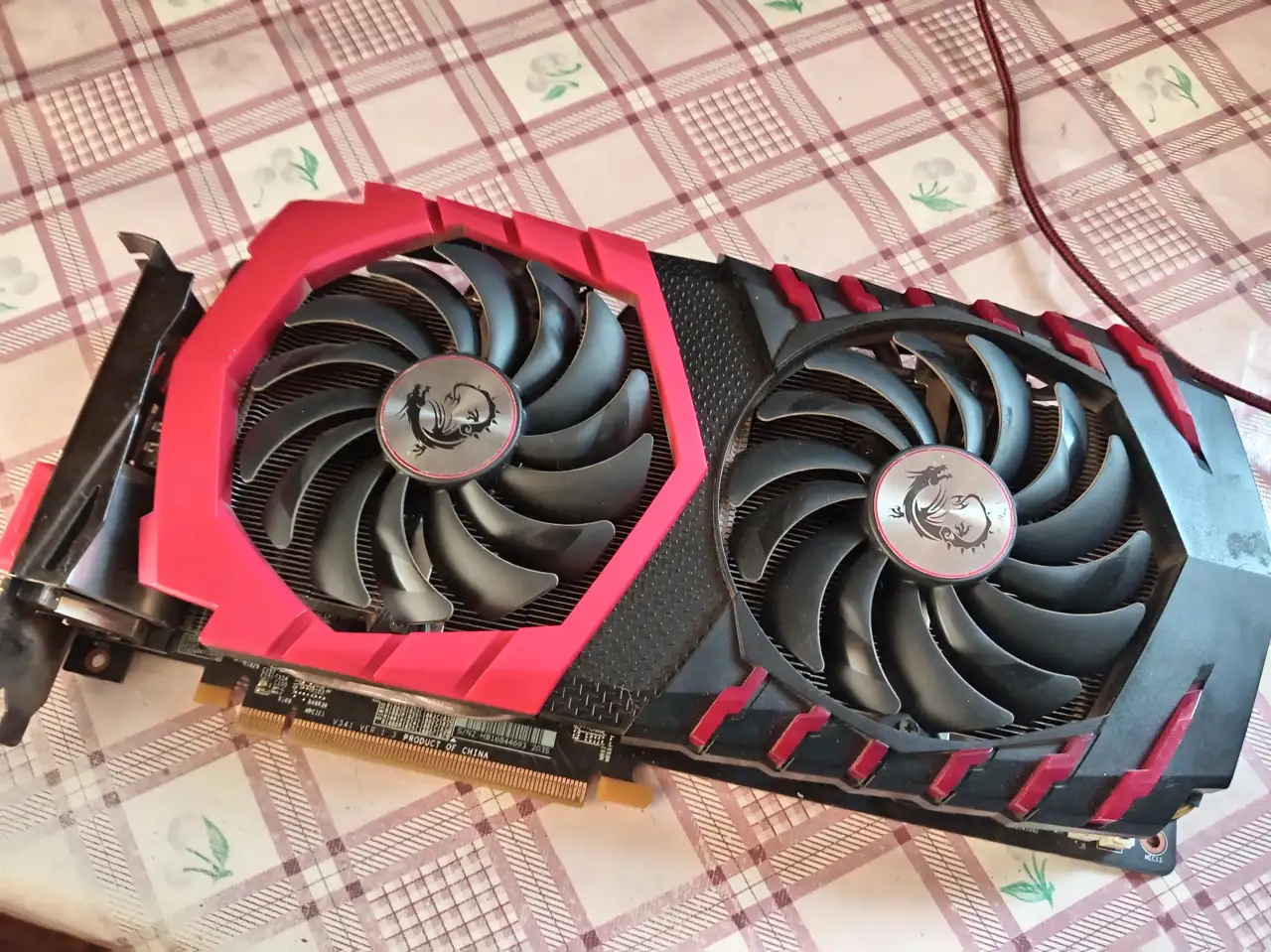 MSI RX 570 4GB, фотография 1
