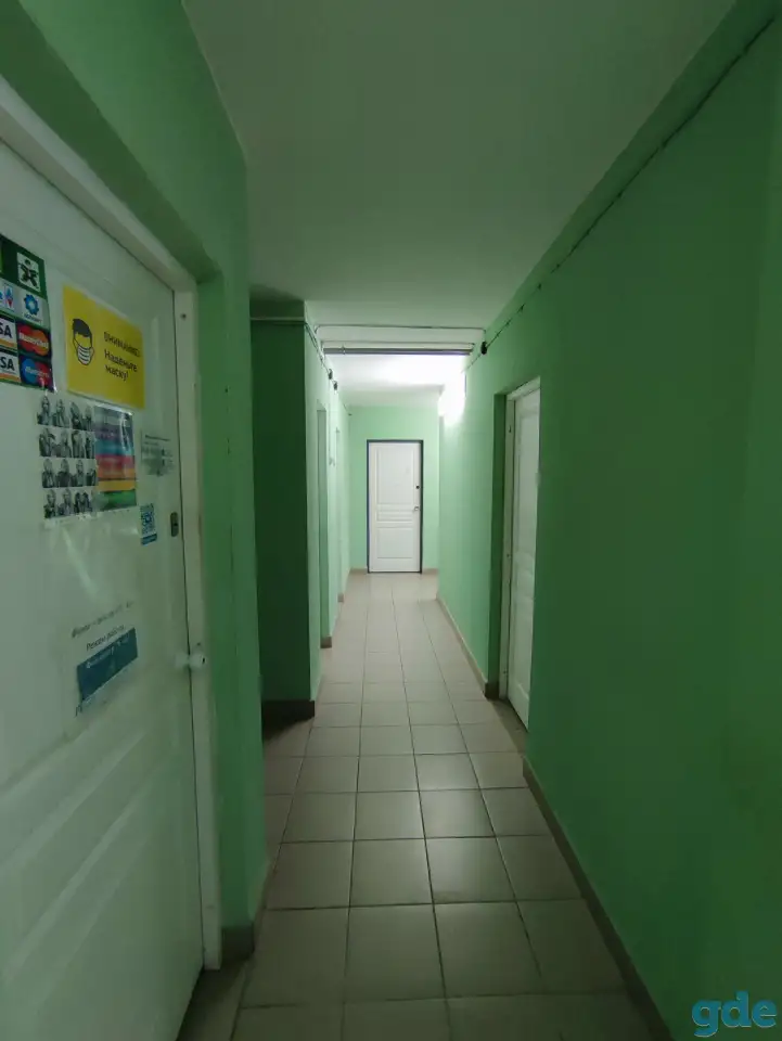 ВЫ НЕ ОПЛАЧИВАЕТЕ КОМИССИЮ АГЕНТСТВУ! Помещение под офис или магазин на цокольном этаже многоэтажного жилого дома!, фотография 14