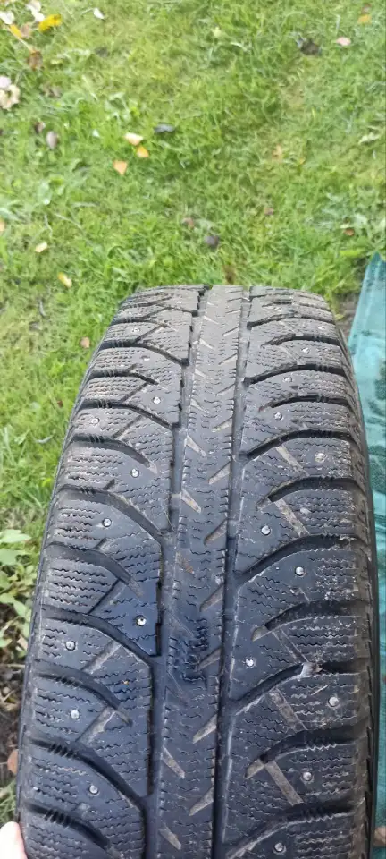 Зимние шипованные шины BRIDGESTONE 22570R16, фотография 9