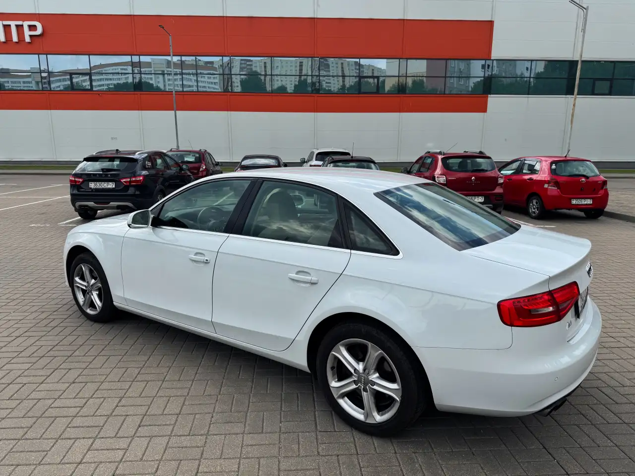 Audi A4 B8  Рестайлинг, фотография 2