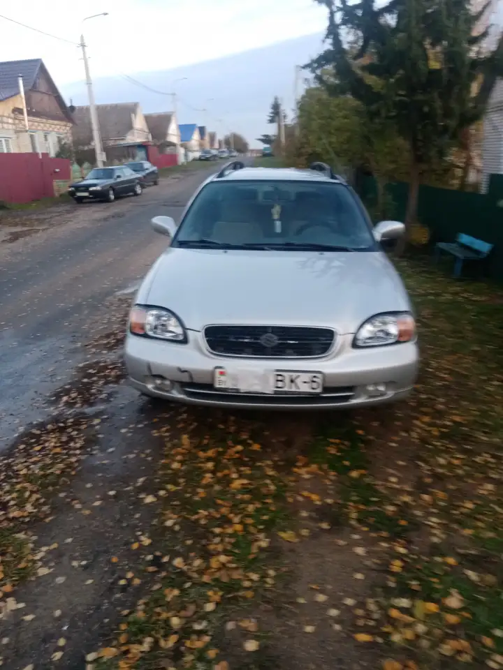 Автомобиль Suzuki, фотография 3