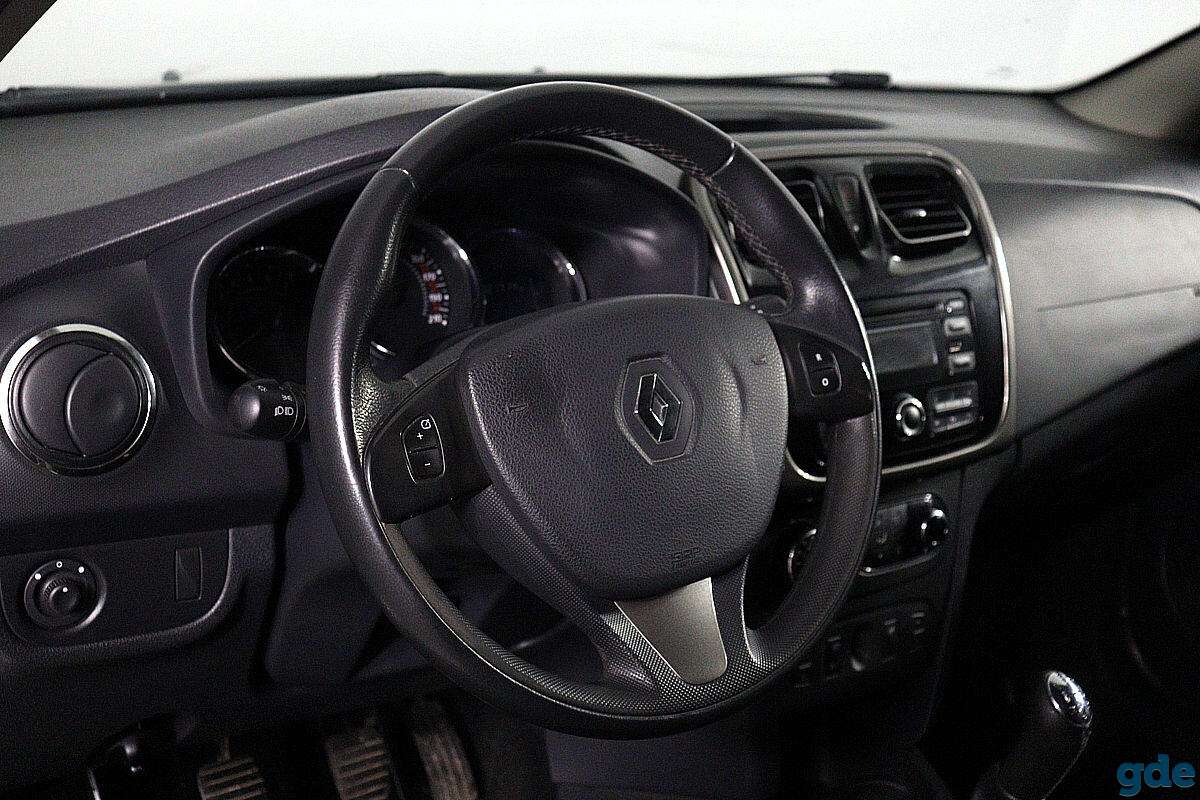 Renault Sandero МКПП 2016, фотография 7