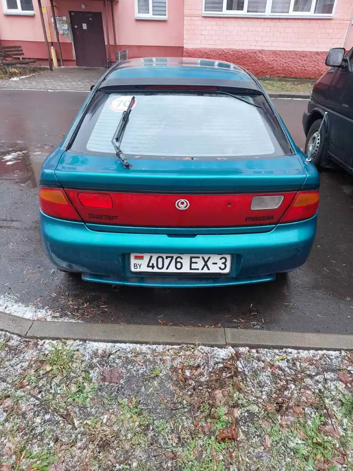MAZDA 323F, фотография 6