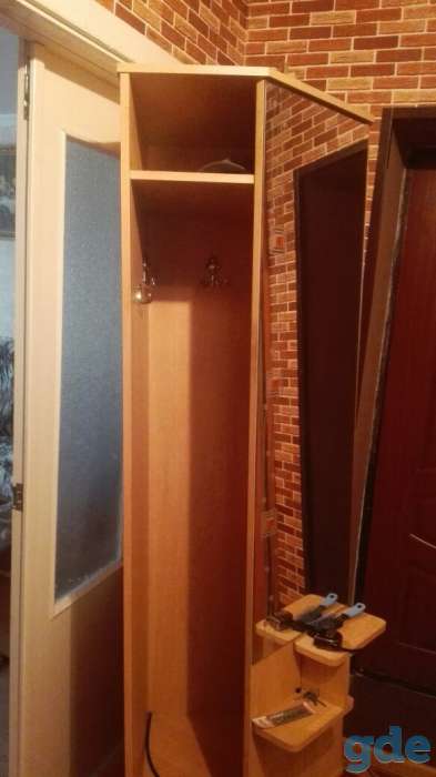 Угловой шкаф в прихожею, фотография 2