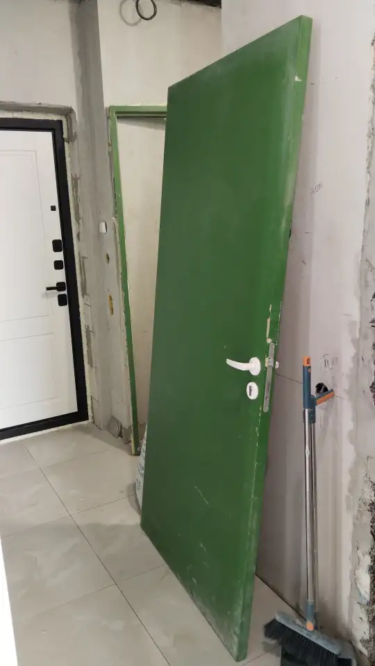 Продам дверь от застройщика, фотография 1