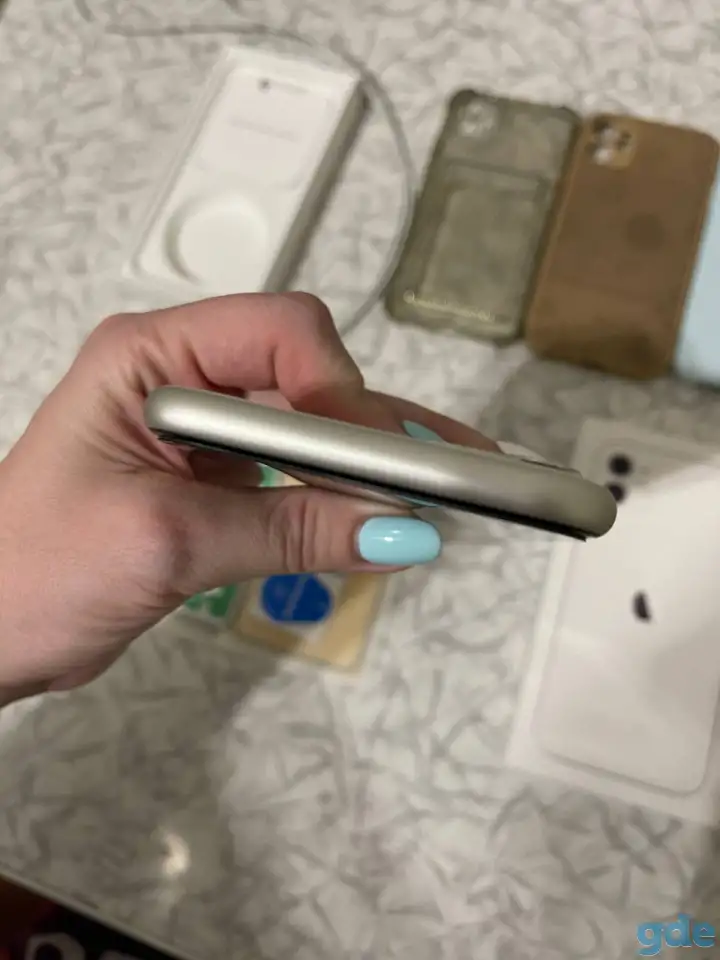 IPhone 11 128GB White, фотография 6