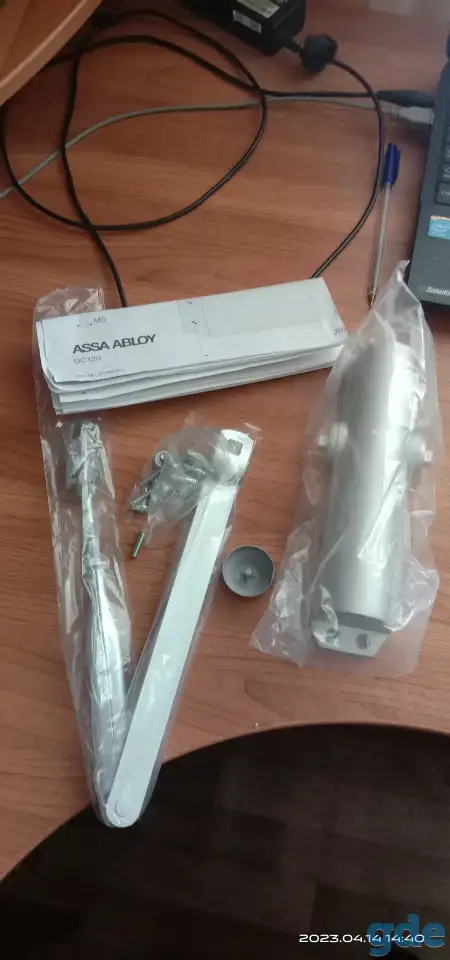 Доводчик дверей ASSA ABLOY dc120/новые в упаковке 3 шт, фотография 1