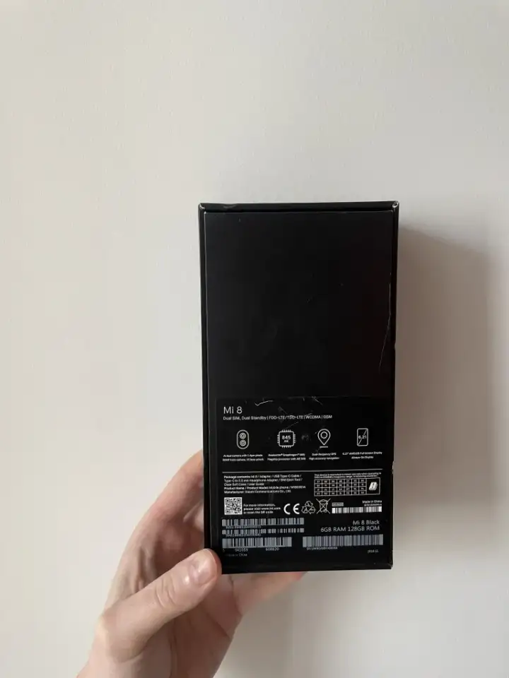 Xiaomi Mi 8, фотография 3