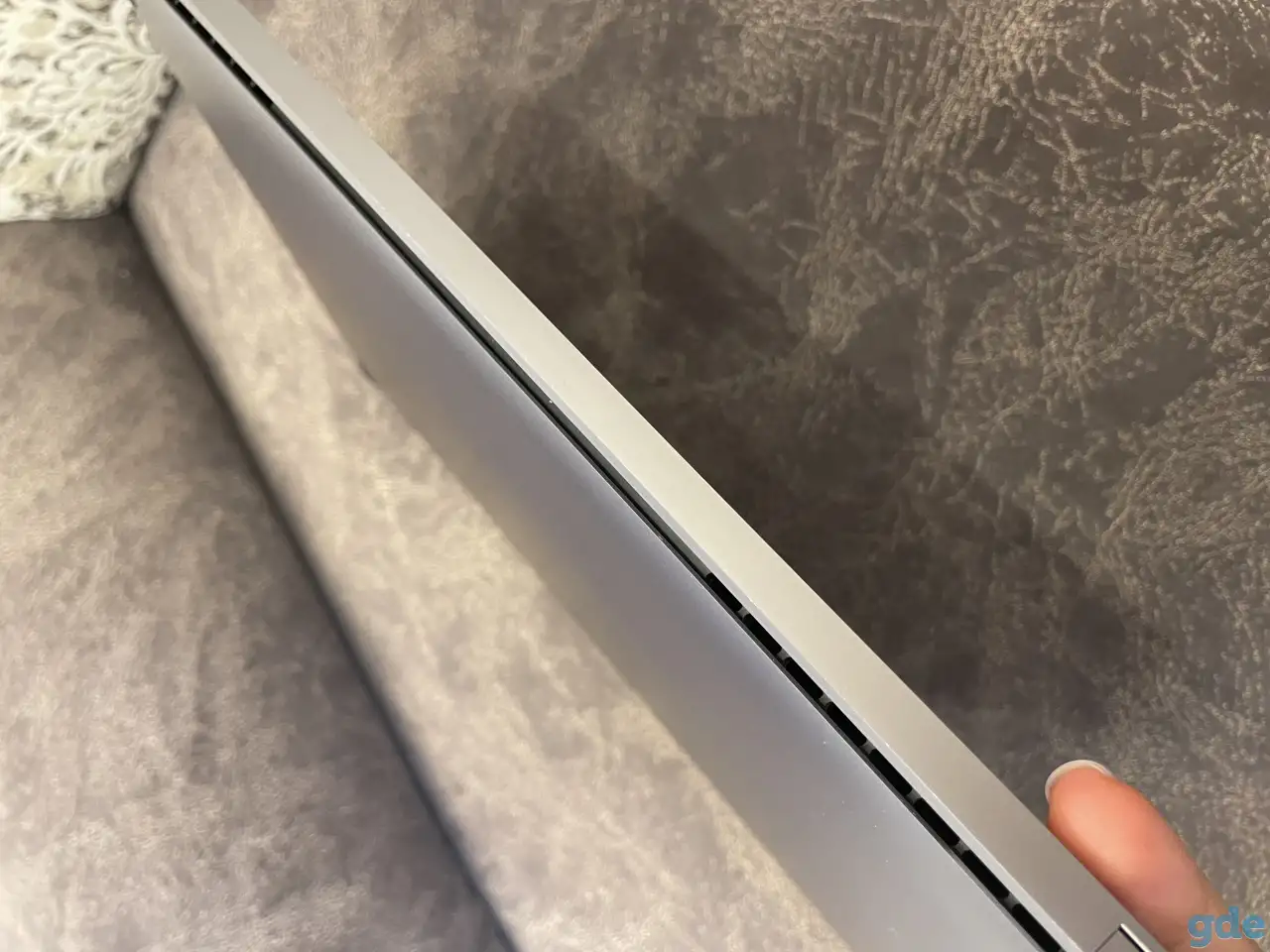 MacBook 15 Touch Bar 2019 Б/У, фотография 6