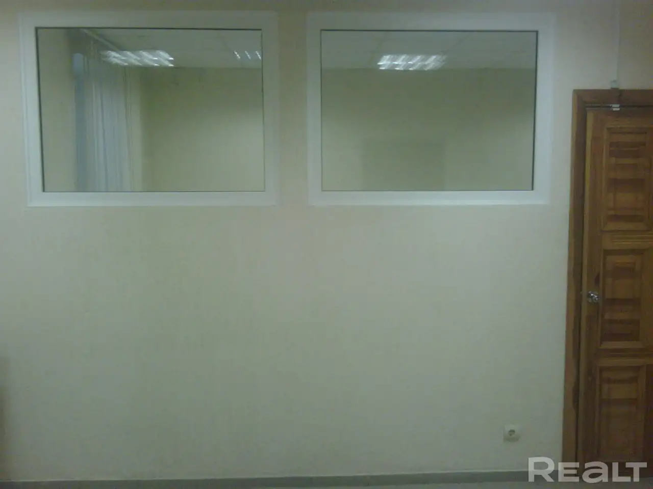 Офис в Ждановичах, 45 м.кв. 800руб, фотография 1