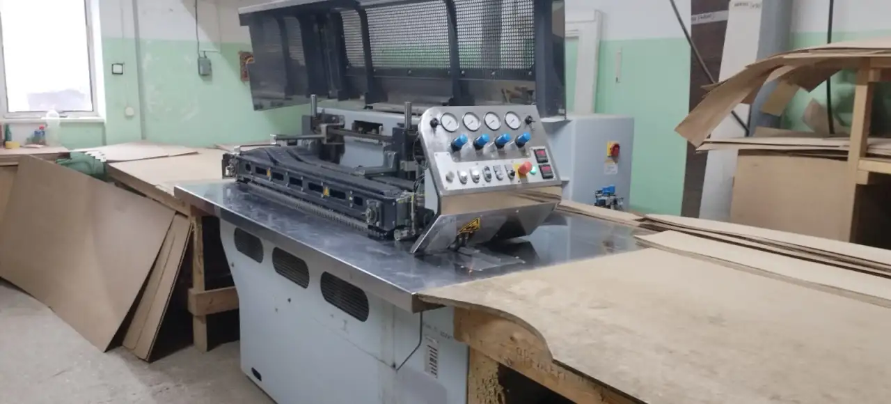 ребросклеивающий станок для склейки шпона KUPER FLI 1000 БУ, фотография 4