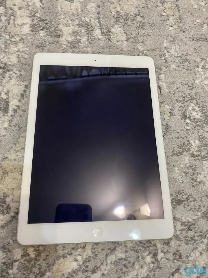 Планшет Apple iPad Air, фотография 1