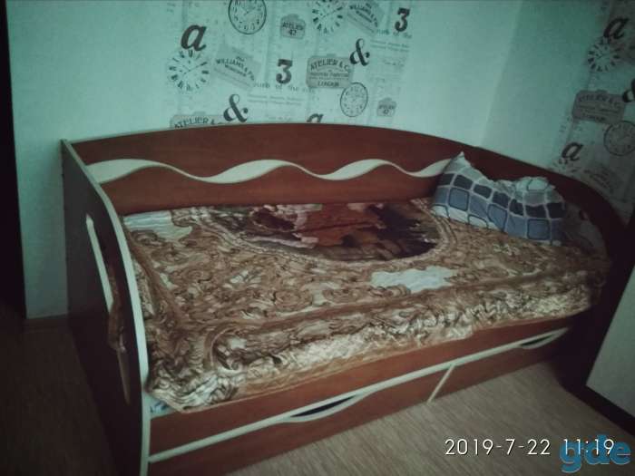 Продам кровать с матрасом в хорошем, фотография 1