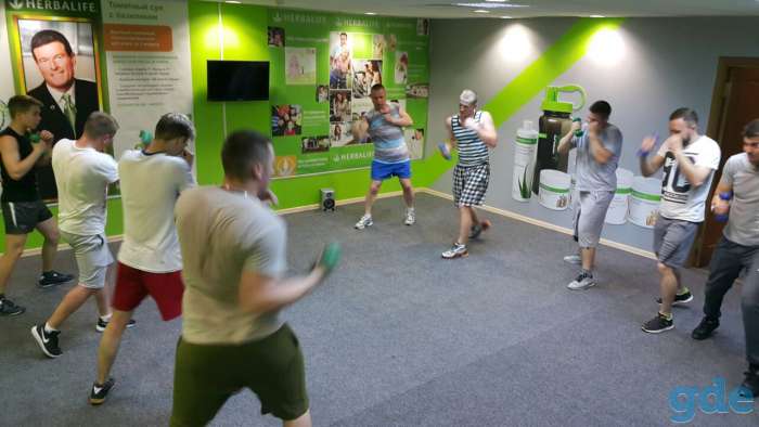 Приглашаем в фитнес клуб 