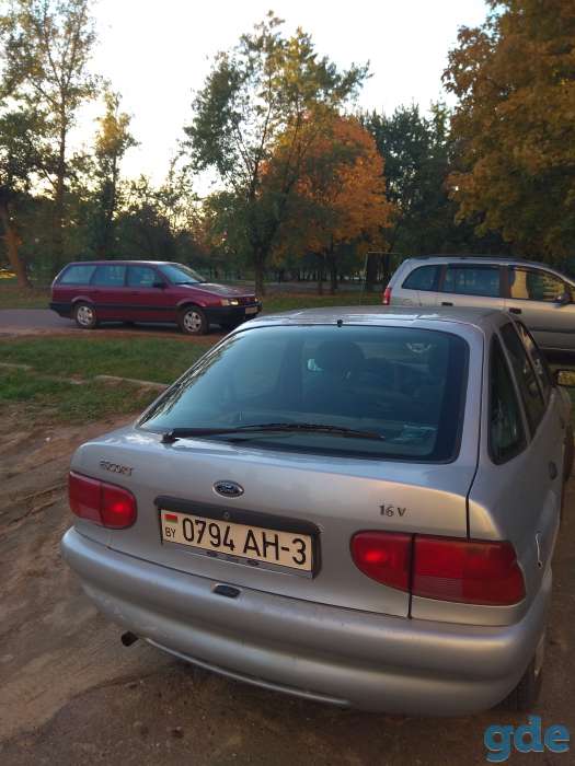 Форд Эскорт Ford Fiesta, фотография 2