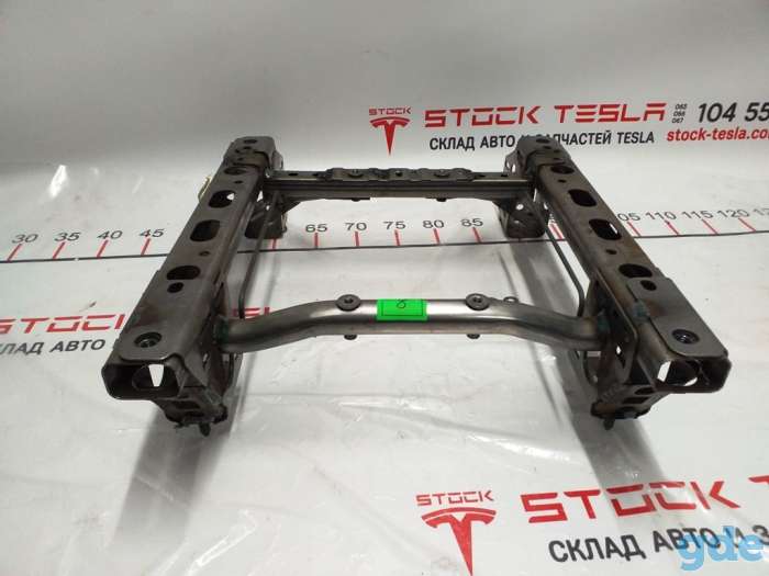 Зап. части для авто Tesla. Кронштейн крепления сиденья передний центральный Tesla model XCB MX,, фотография 2
