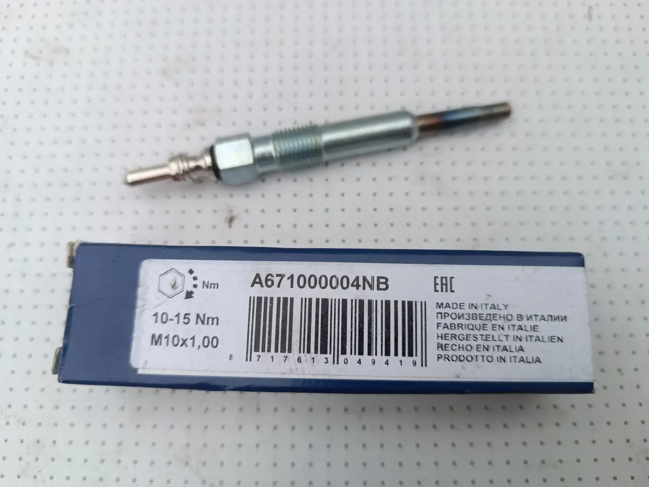 Свеча накаливания 11V M10/1 Denso DG-005 original plug, фотография 1