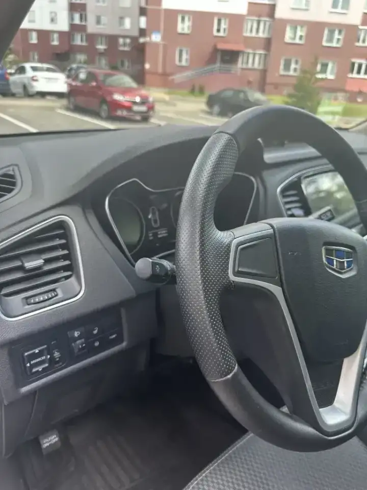 GEELY Emgrand X7, фотография 1