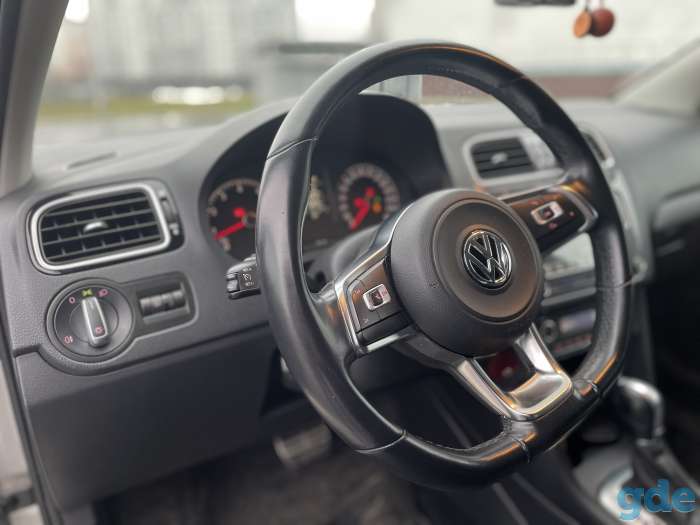 Продам автомобиль Volkswagen Polo, фотография 6
