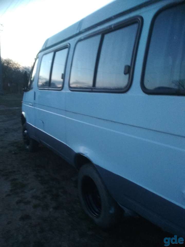 Меняю фургон автобус на легковой автомобиль, фотография 1