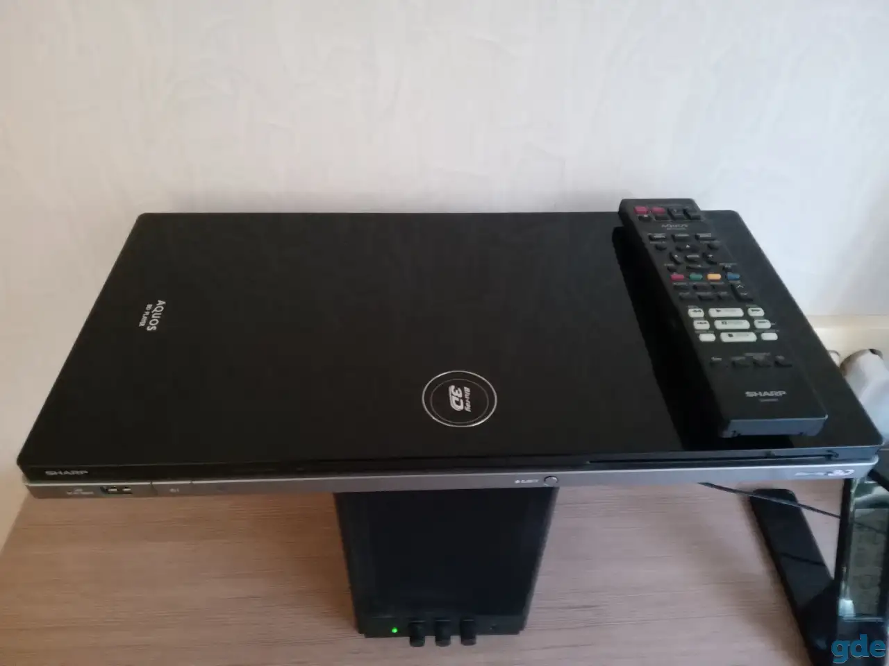 Blu-Rau плеер SHARP BD-HP90RU.ДВАДЦАТЬ ОДИН BLU-RAY ДИСК В ПОДАРОК (ФАНТАСТИКА, ПРИКЛЮЧЕНИЯ), фотография 3