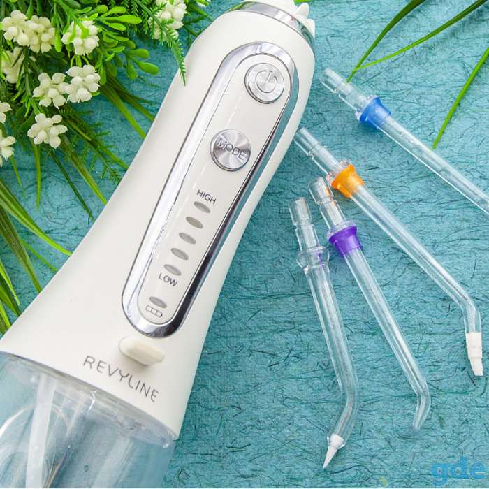 Ирригатор Revyline RL 450 для деловых людей, фотография 1