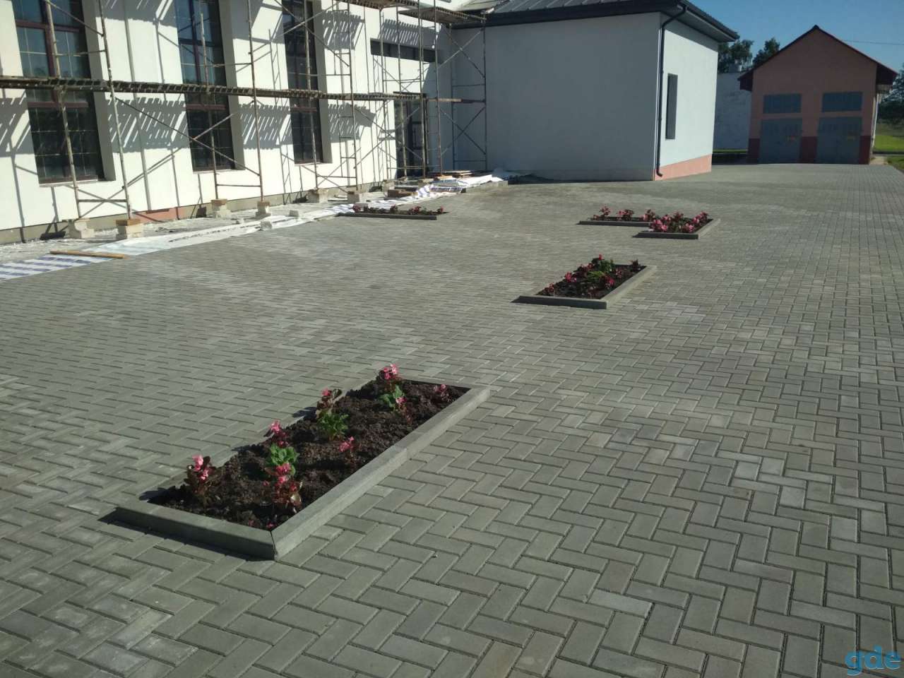 Укладка тротуарной плитки, фотография 1