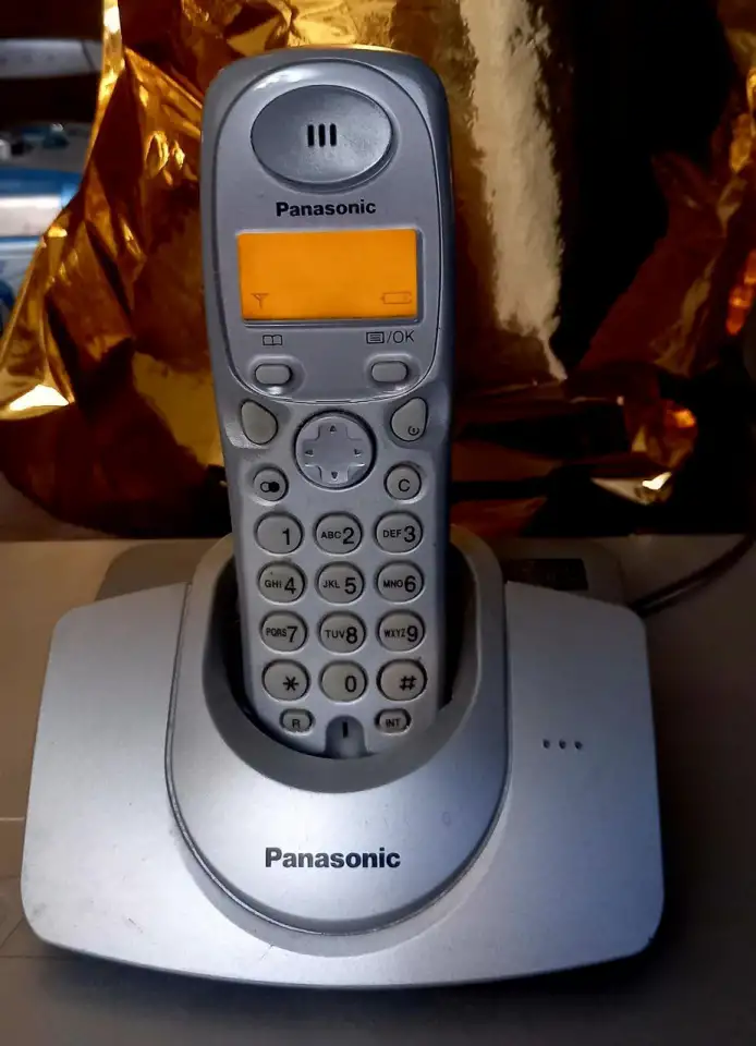 Радиотелефон с АОН Panasonik KX-TG1105RU, фотография 9