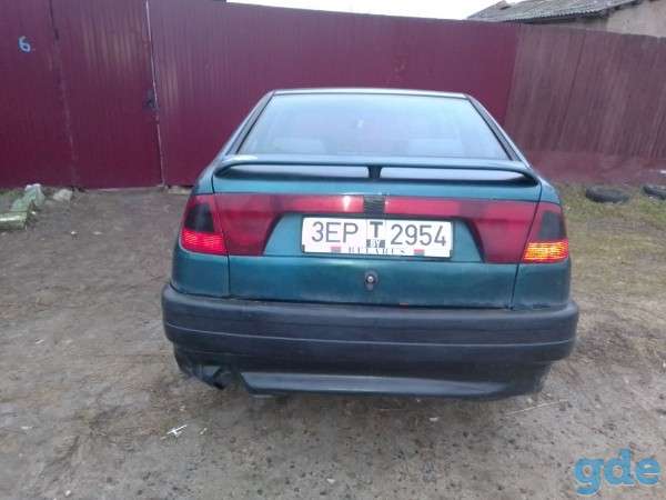 Легковое авто Seat, фотография 3