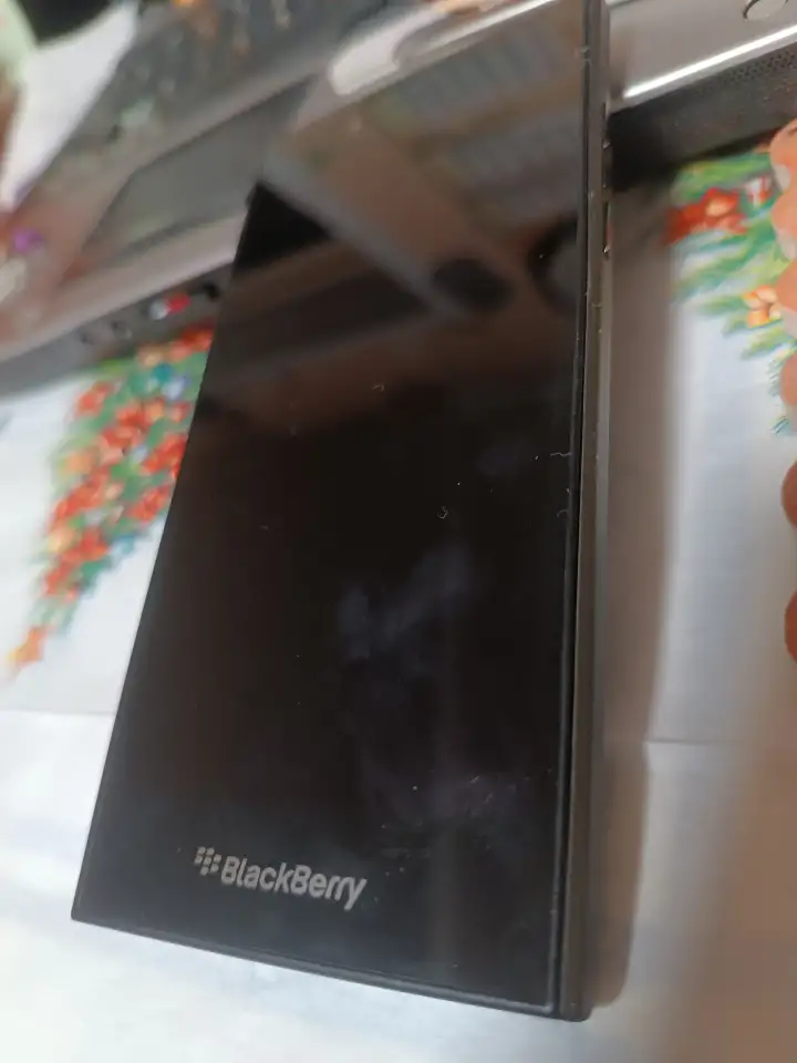 Blackberry Leap STR 100-1 2/16 Gb 2800 mAh 5, фотография 2