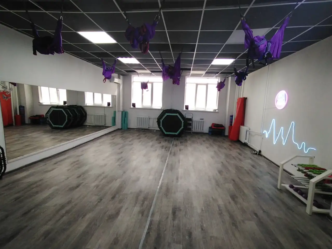 Продажа готового бизнеса - студия аэройоги и фитнеса, фотография 1