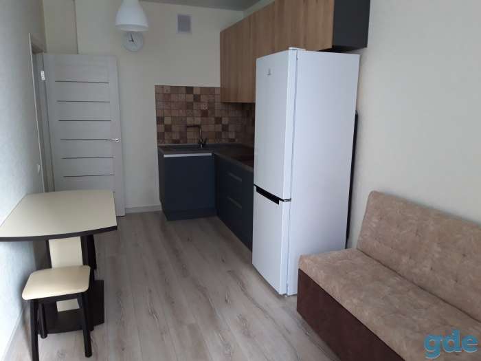 Продаётся современная однокомнатная квартира площадью 43,3 кв.м, фотография 10